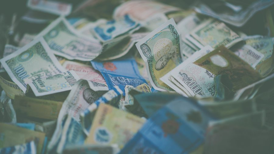 3200 brutto ile to netto? Kalkulator płac online